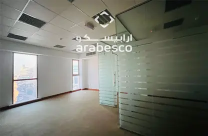 مكتب - استوديو - 1 حمام للايجار في الكرامة - دبي