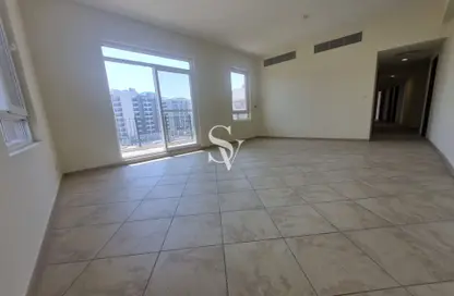 Apartment - 3 Bedrooms - 4 Bathrooms for rent in Abbey Crescent 1 - Abbey Crescent - Motor City - Dubai