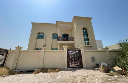 Villa - 7+ Bedrooms - 7+ Bathrooms for rent in Khuzam - Ras Al Khaimah