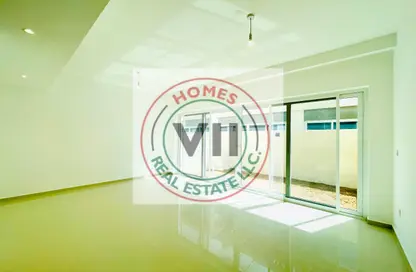 Townhouse - 3 Bedrooms - 3 Bathrooms for rent in Victoria 2 - Damac Hills 2 - Dubai