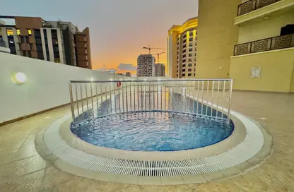 Apartment - 2 Bedrooms - 3 Bathrooms for rent in Dome Tower - Al Jaddaf - Dubai