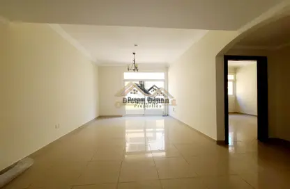 Apartment - 1 Bedroom - 2 Bathrooms for rent in Muwaileh Commercial - Sharjah