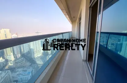 Apartment - 2 Bedrooms - 2 Bathrooms for rent in Palm Tower 3 - Palm Towers - Al Majaz - Sharjah