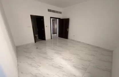 شقة - 2 غرف نوم - 3 حمامات للايجار في الجرف الصناعية 3 - الجرف الصناعية - عجمان