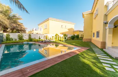 Villa - 3 Bedrooms - 4 Bathrooms for sale in Legacy - Jumeirah Park - Dubai