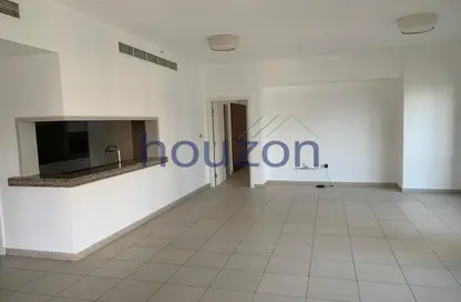 Apartment - 1 Bedroom - 2 Bathrooms for rent in South Ridge 3 - South Ridge - Downtown Dubai - Dubai