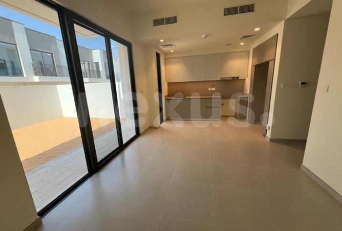 Townhouse - 3 Bedrooms - 4 Bathrooms for rent in Greenview - EMAAR South - Dubai South (Dubai World Central) - Dubai