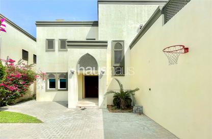 Villa - 3 Bedrooms - 3 Bathrooms for rent in Regional - Jumeirah Park - Dubai