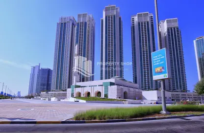 Apartment - 1 Bedroom - 2 Bathrooms for sale in Marina Blue Tower - Marina Square - Al Reem Island - Abu Dhabi