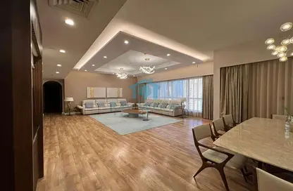 Apartment - 4 Bedrooms - 5 Bathrooms for sale in Rimal 3 - Rimal - Jumeirah Beach Residence - Dubai