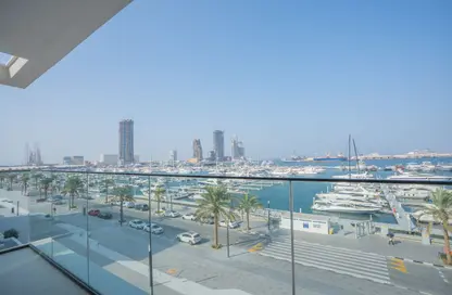Apartment - 3 Bedrooms - 4 Bathrooms for sale in Seagate Building 2 - Seagate - Mina Rashid - Dubai