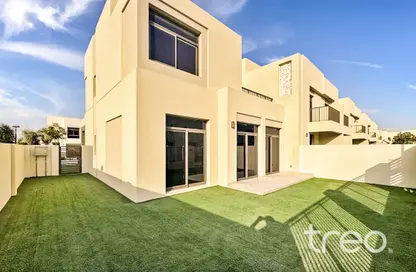 Villa - 4 Bedrooms - 4 Bathrooms for rent in Reem Townhouses - Town Square - Dubai