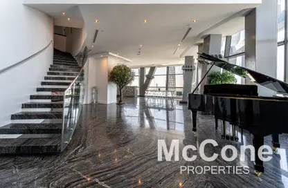 Apartment - 4 Bedrooms - 6 Bathrooms for rent in Cayan Tower - Dubai Marina - Dubai