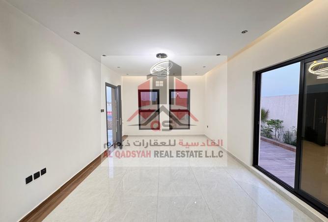 14501003 - Property Image 2