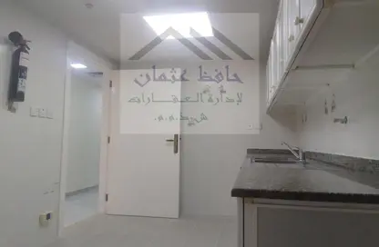 شقة - 2 غرف نوم - 2 حمامات للايجار في الوحدة - أبوظبي