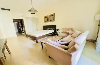 Apartment - Studio - 1 Bathroom for rent in Plaza Residences 2 - Plaza Residences - Jumeirah Village Circle - Dubai