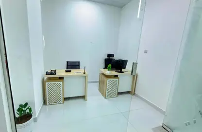 مكتب - استوديو - 1 حمام للايجار في ريد اڤينيو - منطقة القرهود - دبي