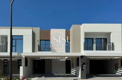 Villa - 3 Bedrooms - 4 Bathrooms for sale in Greenviews 2 - EMAAR South - Dubai South (Dubai World Central) - Dubai