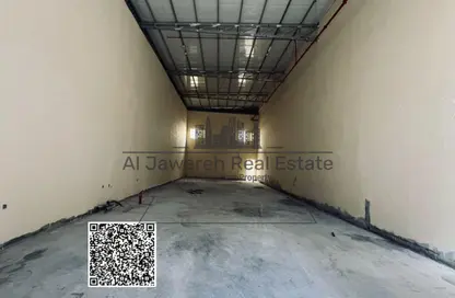 مستودع - استوديو - 1 حمام للايجار في أم درع - أم القيوين