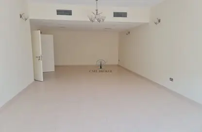 Apartment - 3 Bedrooms - 4 Bathrooms for rent in Diplomat Building - Umm Hurair 1 - Umm Hurair - Dubai