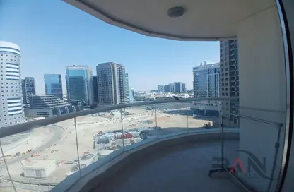 Apartment - 3 Bedrooms - 4 Bathrooms for rent in Al Dana Tower - Danet Abu Dhabi - Abu Dhabi