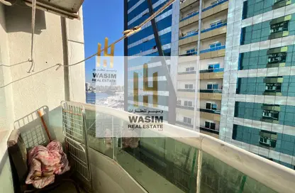 Apartment - 2 Bedrooms - 2 Bathrooms for rent in Orient Tower 1 - Orient Towers - Al Bustan - Ajman