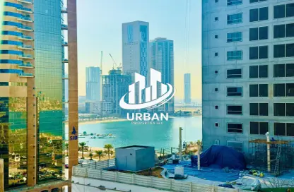 Apartment - 3 Bedrooms - 4 Bathrooms for rent in Beach Tower 2 - Al Khan Lagoon - Al Khan - Sharjah