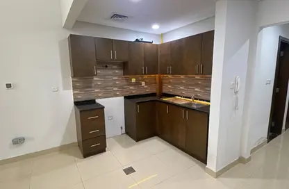 Apartment - Studio - 1 Bathroom for rent in Jumeirah Village Circle - Dubai