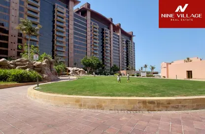 Compound - 2 Bedrooms - 3 Bathrooms for rent in Sapphire - Tiara Residences - Palm Jumeirah - Dubai