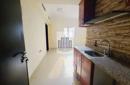 Apartment - Studio - 1 Bathroom for rent in Fire Station Road - Muwaileh - Sharjah