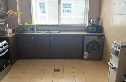 Apartment - 2 Bedrooms - 2 Bathrooms for rent in Qasimia 10 building - Al Mahatta - Al Qasimia - Sharjah