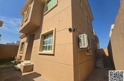 Villa - 3 Bedrooms - 5 Bathrooms for sale in Al Yasmeen 1 - Al Yasmeen - Ajman