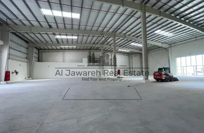 مستودع - استوديو - 1 حمام للايجار في أم الثعوب - أم القيوين