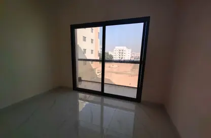 شقة - غرفة نوم - 2 حمامات للايجار في الجرف 3 - الجرف - عجمان وسط المدينة - عجمان