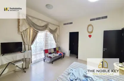 فيلا - 3 غرف نوم - 4 حمامات للايجار في قرية ورسان - المدينة الدولية - دبي