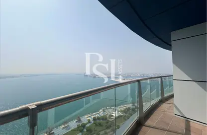 شقة - 3 غرف نوم - 5 حمامات للايجار في برج الريف - شارع الكورنيش - أبوظبي