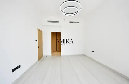 شقة - 3 غرف نوم - 3 حمامات للايجار في سنترال 1 - الخليج التجاري - دبي