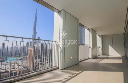 Terrace image for: Apartment - 3 Bedrooms - 4 Bathrooms for rent in Downtown Views II Tower 2 - Downtown Views II - Downtown Dubai - Dubai, Image 1