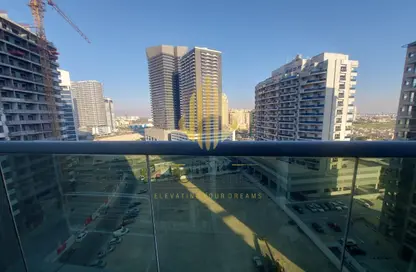 شقة - 1 حمام للايجار في غلوبال غولف ريزيدنس 2 - مدينة دبي الرياضية - دبي
