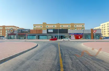 متجر - استوديو - 1 حمام للايجار في كاليبر بلازا - مدينة دبي للإنتاج (اي ام بي زد) - دبي
