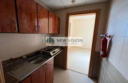Apartment - Studio - 1 Bathroom for rent in Al Qulaya'ah - Al Sharq - Sharjah Apartment - Studio - 1 Bathroom for rent in Al Qulaya'ah - Al Sharq - Sharjah