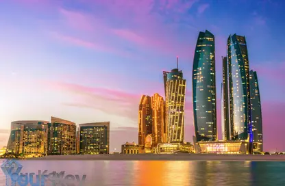 Apartment - 2 Bedrooms - 3 Bathrooms for rent in Etihad Tower 2 - Etihad Towers - Corniche Road - Abu Dhabi