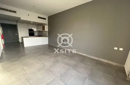 شقة - غرفة نوم - 2 حمامات للايجار في لوكي 1 ريزيدينس - قرية الجميرا سركل - دبي