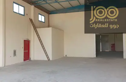 Warehouse - Studio - 1 Bathroom for rent in Umm Al Thuoob - Umm Al Quwain