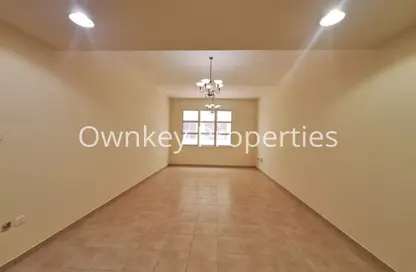 Apartment - 2 Bedrooms - 3 Bathrooms for rent in Al Reffa - Al Raffa - Bur Dubai - Dubai