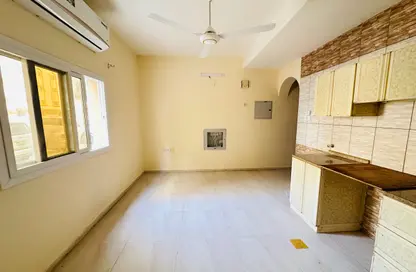 Apartment - Studio - 1 Bathroom for rent in Fire Station Road - Muwaileh - Sharjah