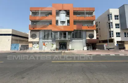عمارة بالكامل - استوديو للبيع في الكرامة - دبي