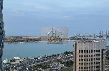 Apartment - 4 Bedrooms - 6 Bathrooms for rent in Corniche Road - Abu Dhabi