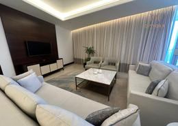 صورةغرفة المعيشة لـ: شقة - 5 غرف نوم - 6 حمامات للكراء في 1 فندق العنوان-سكاي فيو - أبراج العنوان سكاي فيو - دبي وسط المدينة - دبي, صورة 1