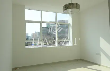 Apartment - 1 Bedroom - 1 Bathroom for sale in Topaz Residences 3 - Dubai Silicon Oasis - Dubai